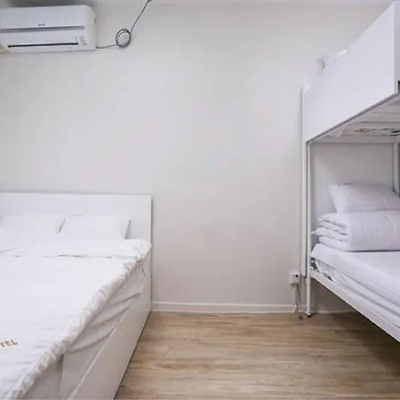 Starhostel Dongdaemun Suite Seoul Exterior photo