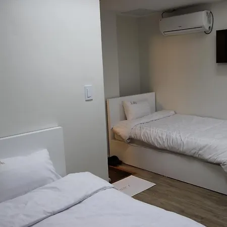 Starhostel Dongdaemun Suite Seoul Room photo