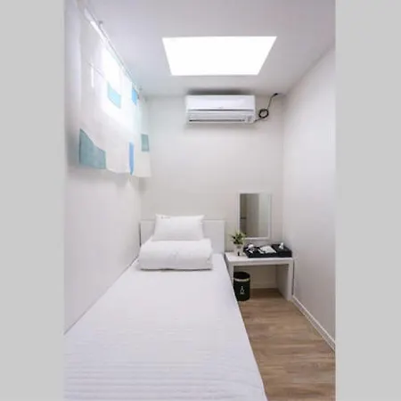 Starhostel Dongdaemun Suite Seoul Exterior photo